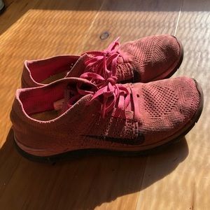 Nike Free 4.0 Flyknit hot pink shoes 🏃🏿‍♀️